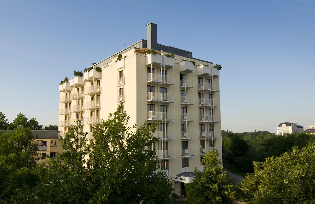 Hotel Gaestehaus Forum Am Westkreuz-1