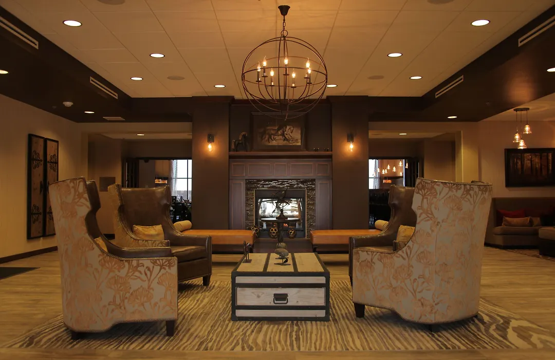 Teddy'S Residential Suites Watford City-1