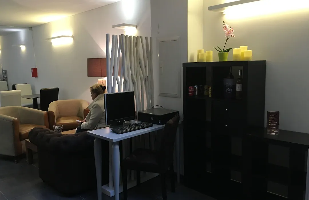 Adonis Hotel Strasbourg-1