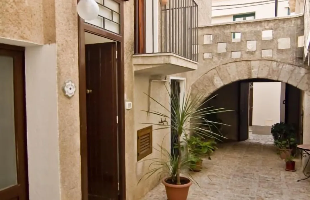Antico Borgo - Romantic Rooms in Medieval Erice-1