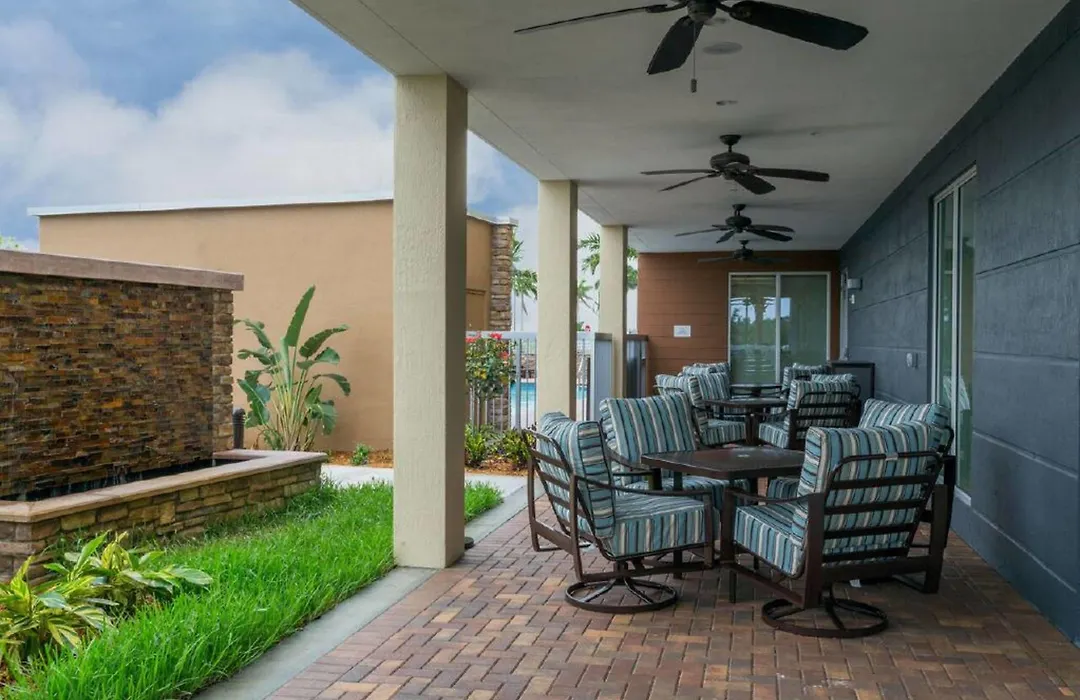 Fairfield Inn & Suites By Marriott Fort Lauderdale Pembroke Pines-1