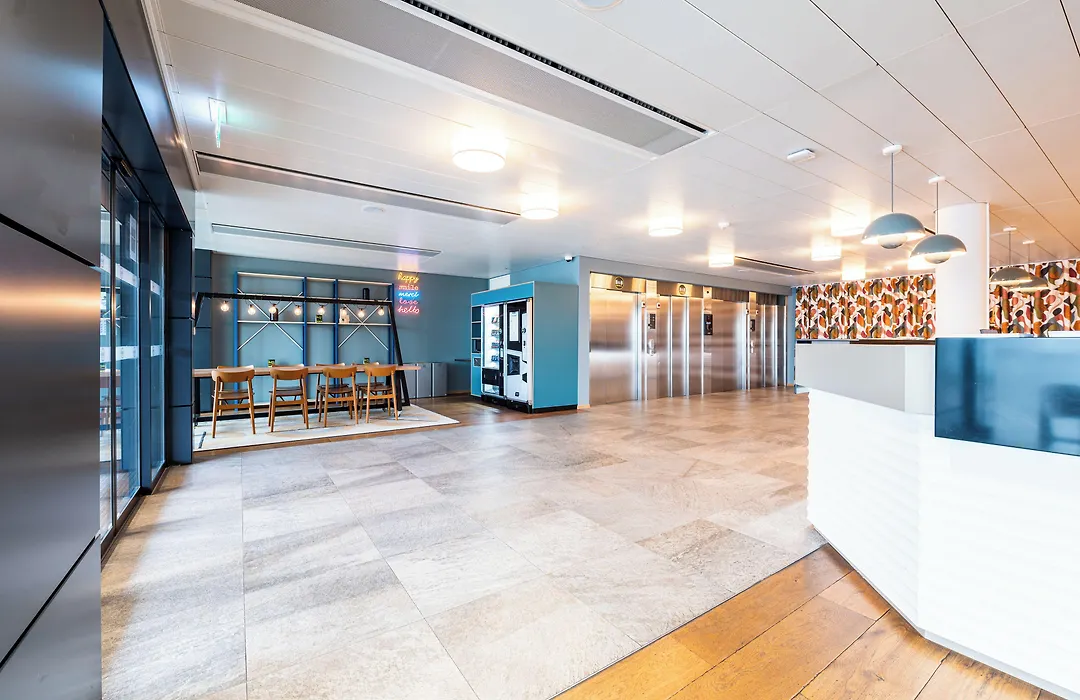 Discovery Hotel 3* Superior-1