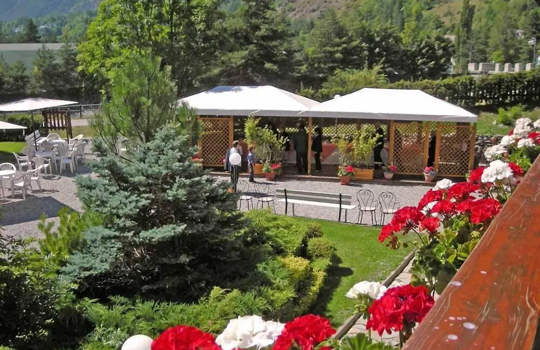 Hotel Bucaneve-1