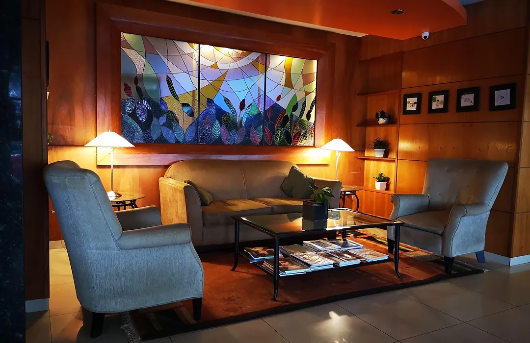 Convair Hotel-1