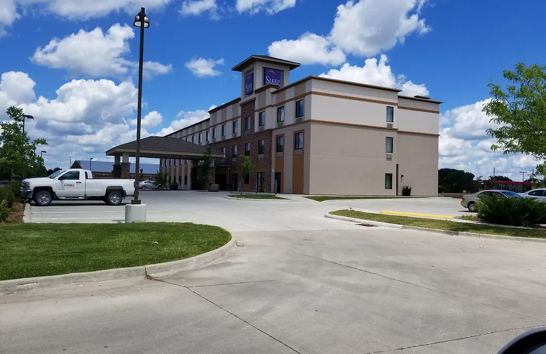 Sleep Inn & Suites Ames Near Isu Campus-1