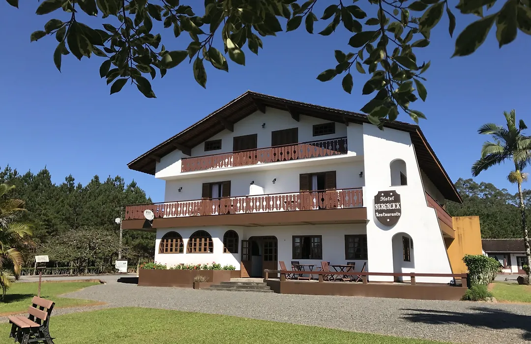 Hotel Bergblick-1