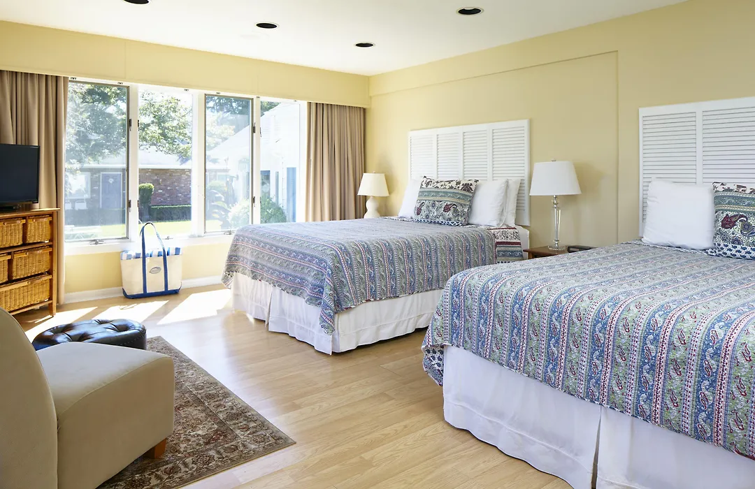 Breezeway Boutique Hotel-1