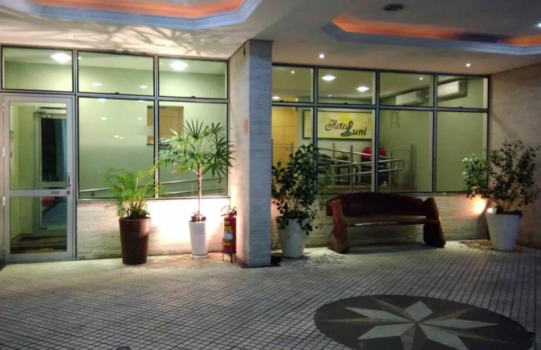 Hotel Luni-1
