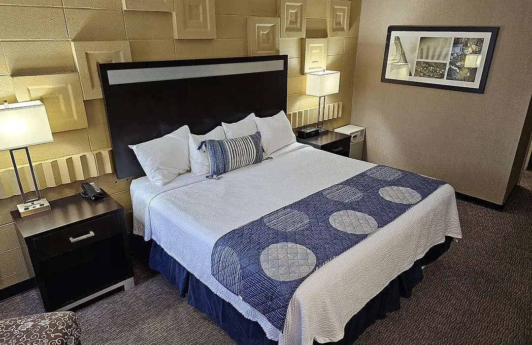 The Landmark Hotel-1