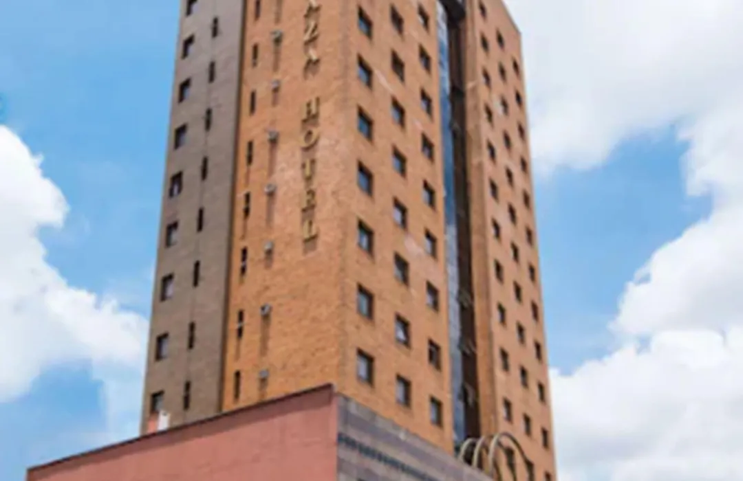 Hotel Carlton Plaza-1