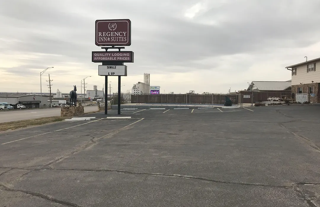 Regency Inn-1