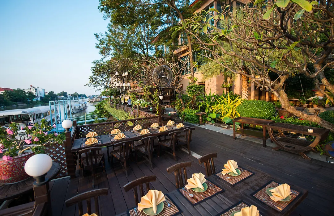 Krungsri River Hotel-1