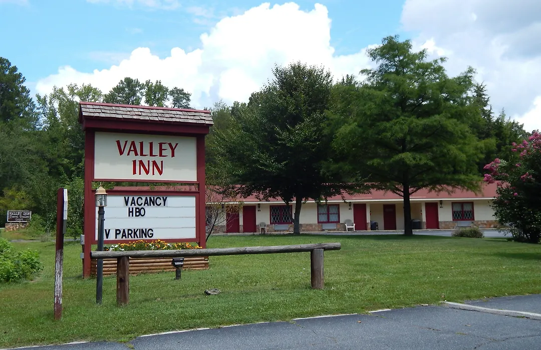 Valley Inn - Hamilton Ga-1