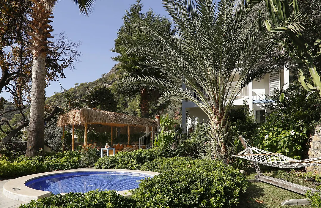 Morina Deluxe Hotel-1