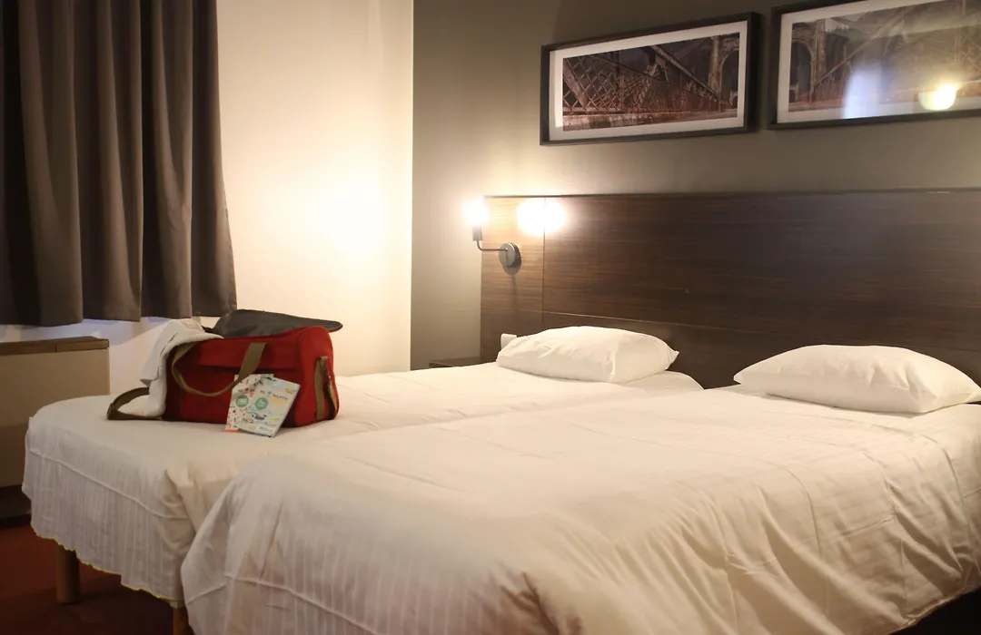 Orly Superior Hotel-1