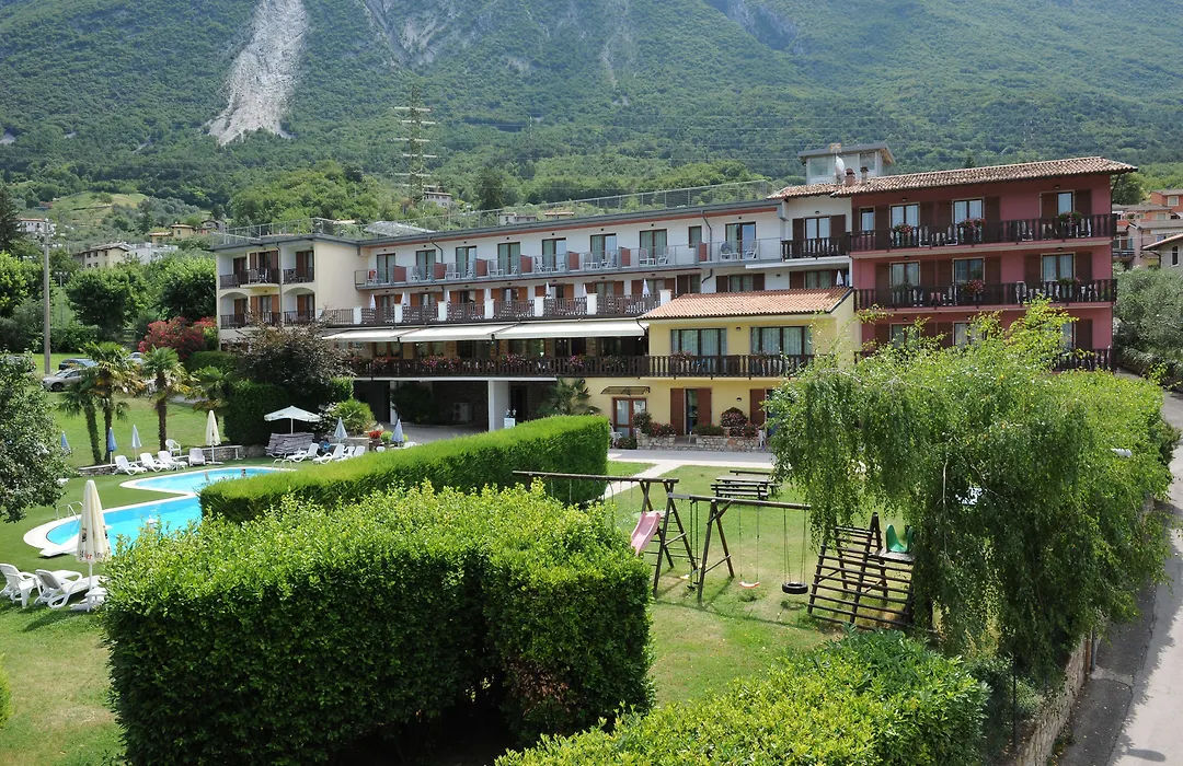 Park Hotel Val Di Monte ***S-1