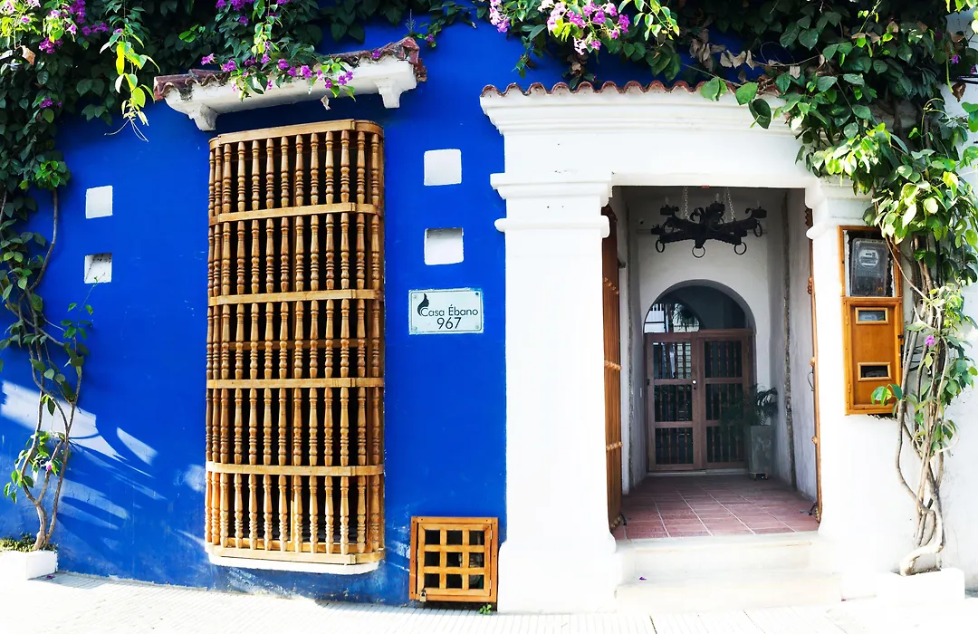 Casa Ebano 967-1
