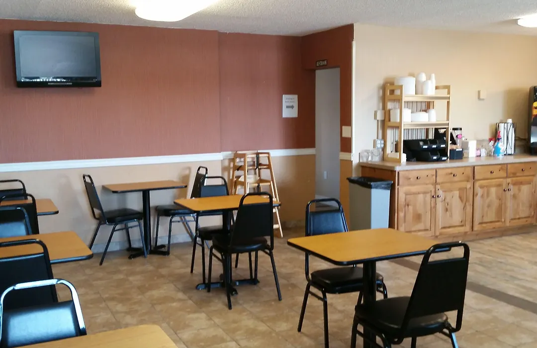 Motel West-1