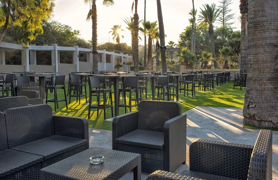 Beach Garden Hotel-1