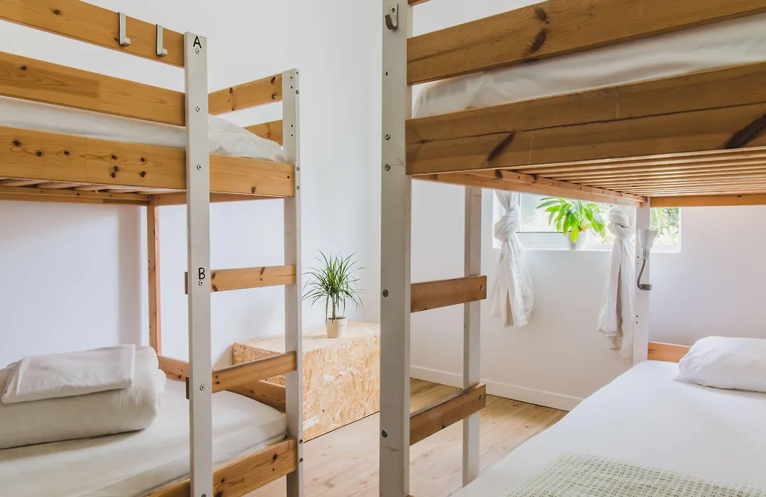 Amar Hostel & Suites-1