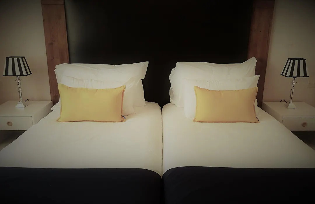 Contact Hotel Le Provence-1