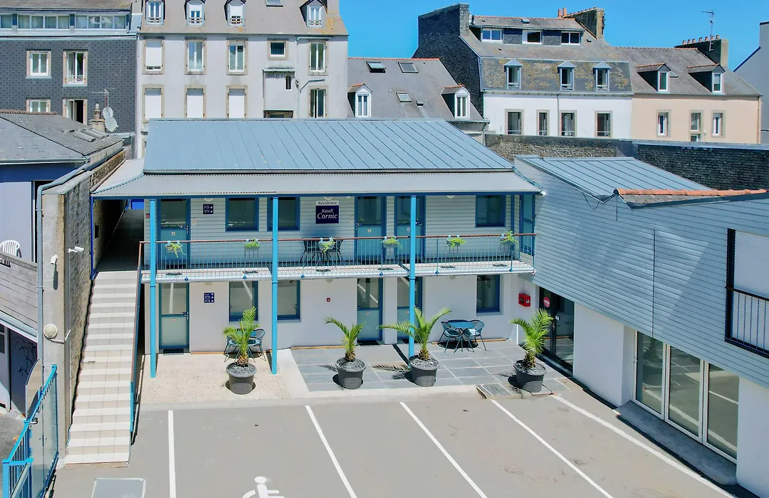 Hotel De La Gare-1