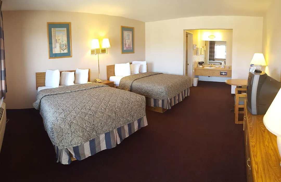 Cozy Inn-1