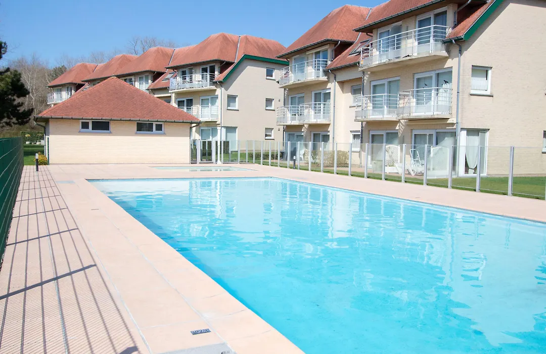 Holiday Suites De Haan-1