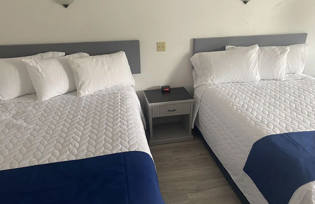 Thunderbird Motel-1
