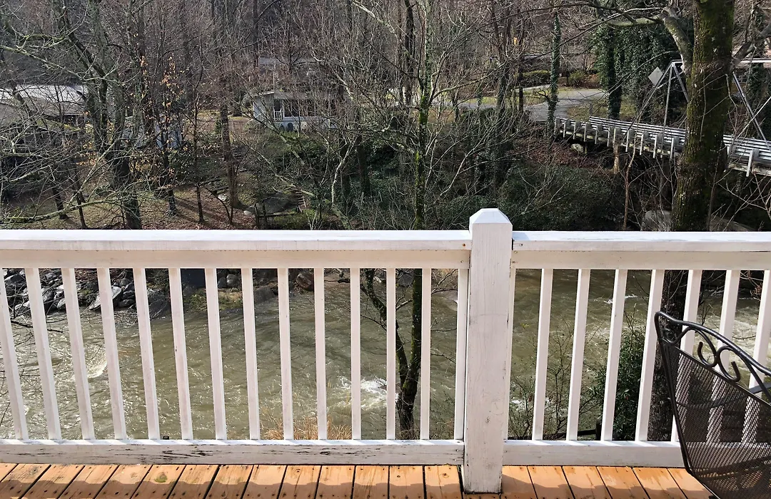 Broad River Inn-1