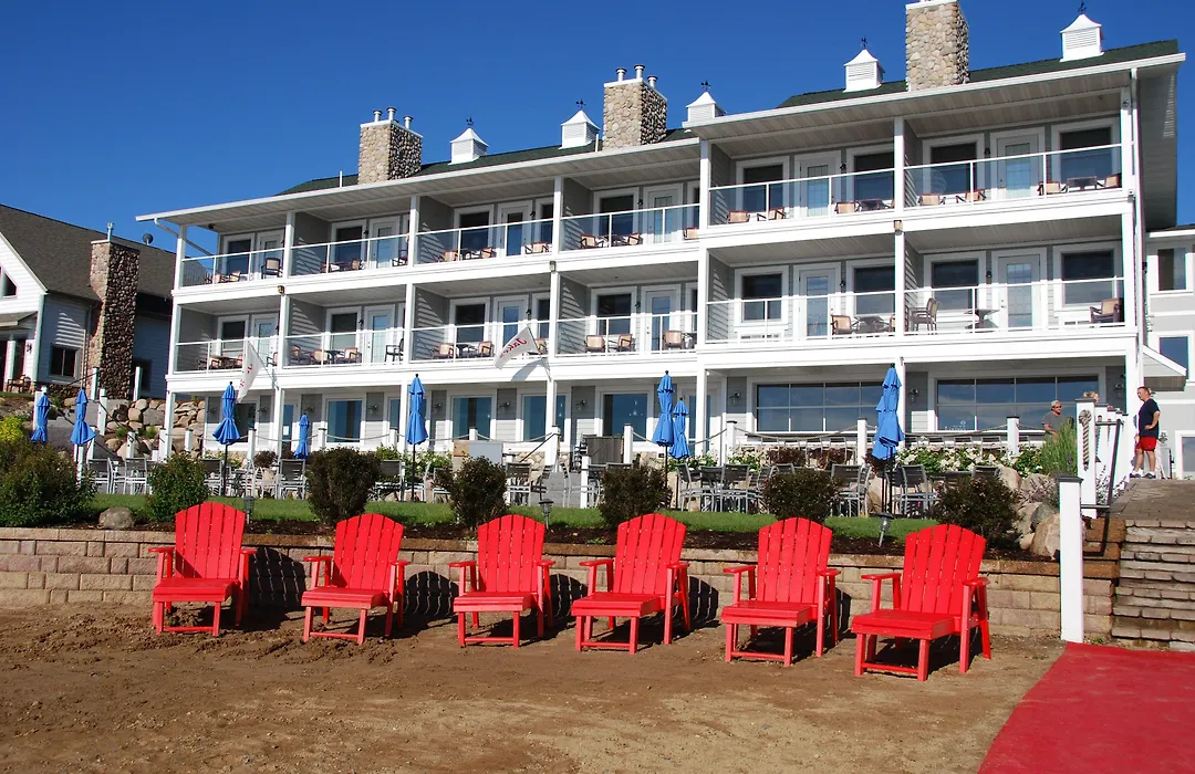Quarterdeck Resort-1