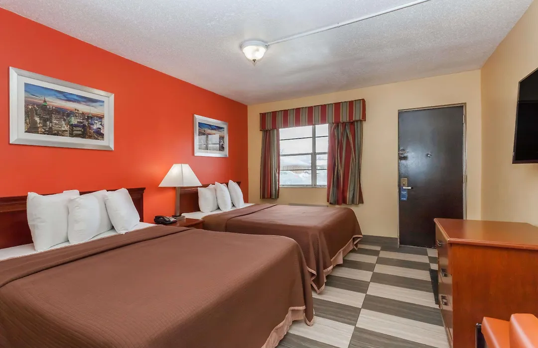 Travelodge By Wyndham Jersey City-1