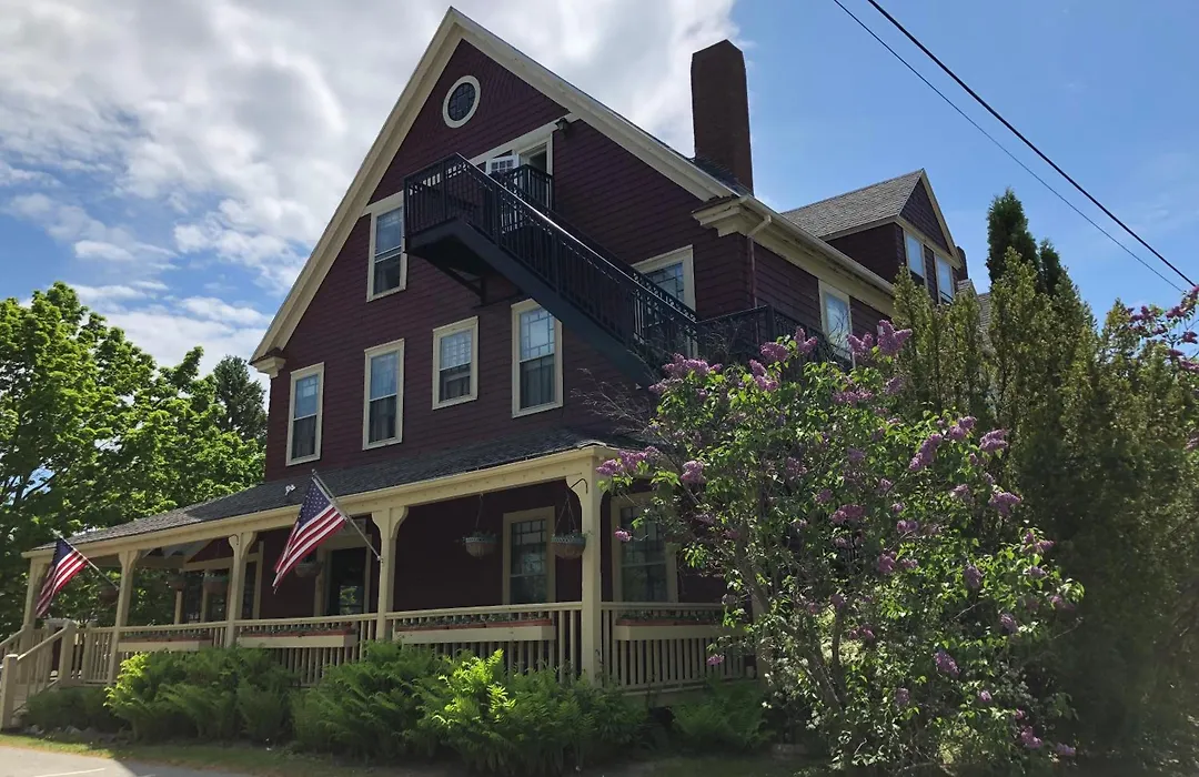 Central House Inn-1