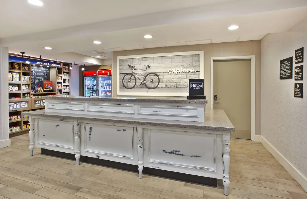 Hampton Inn & Suites Alliance-1