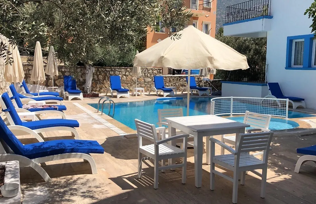 Lizo Hotel-1