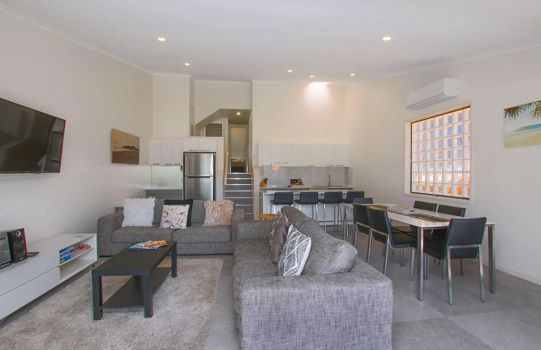 Byron Bay Beachfront Apartments-1