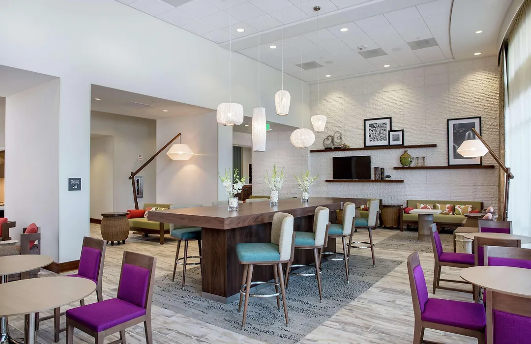 Hampton Inn & Suites Oahu Kapolei - Free Parking - No Resort Fee-1
