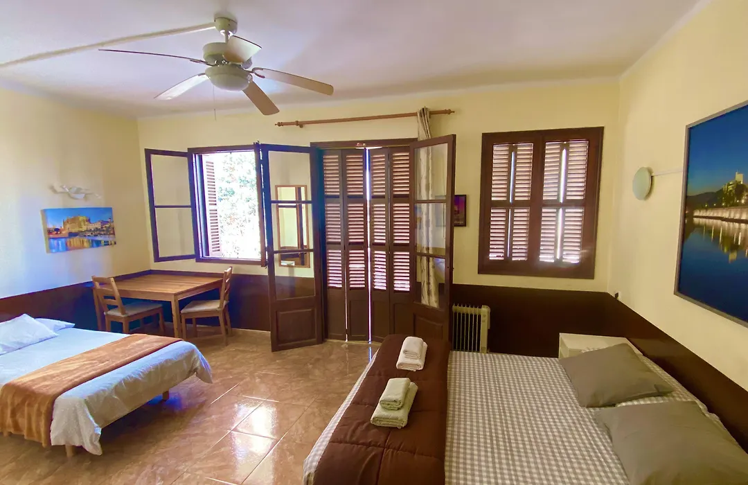 Hostal Atlanta-1