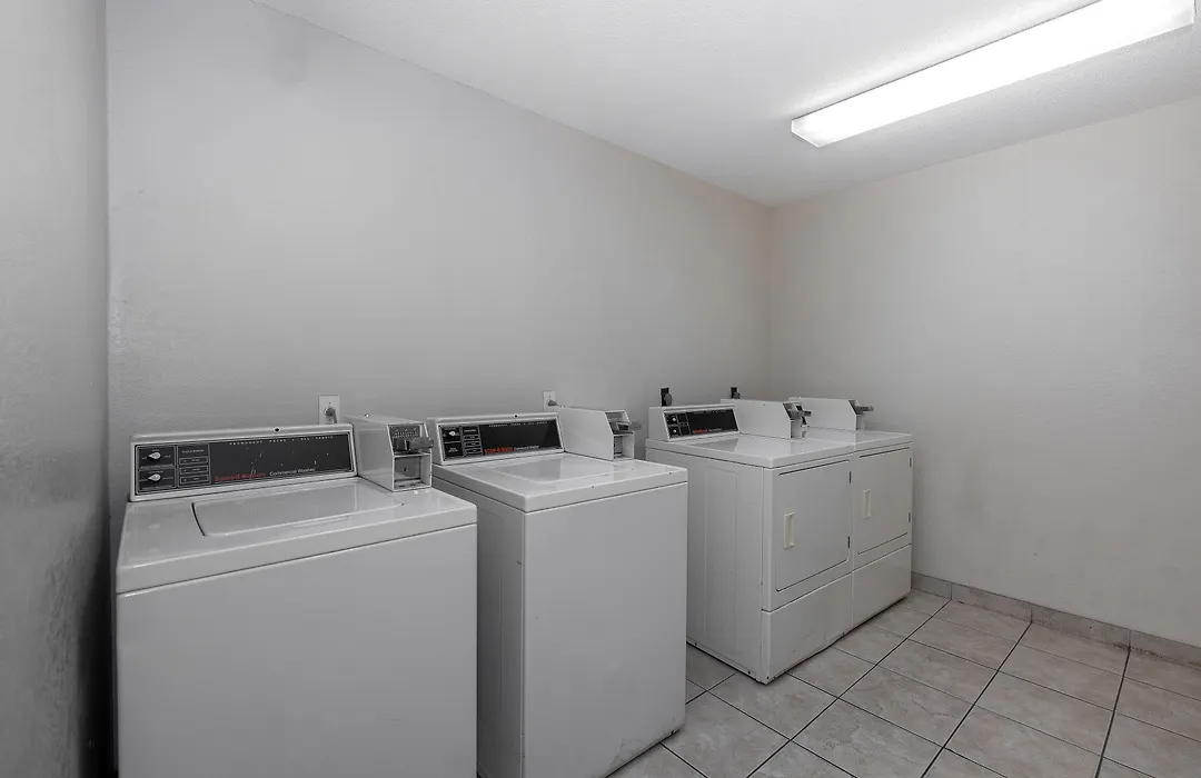 Red Roof Inn & Suites Pensacola-Nas Corry-1