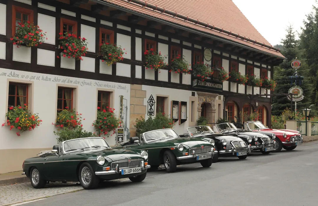 Romantik Hotel Zum Lindengarten-1