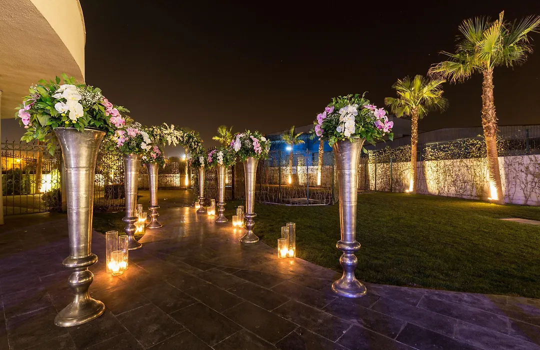 Doubletree By Hilton Izmir Airport-1