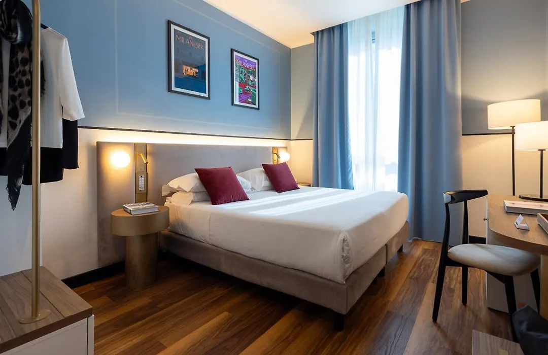 Hotel Canada-1
