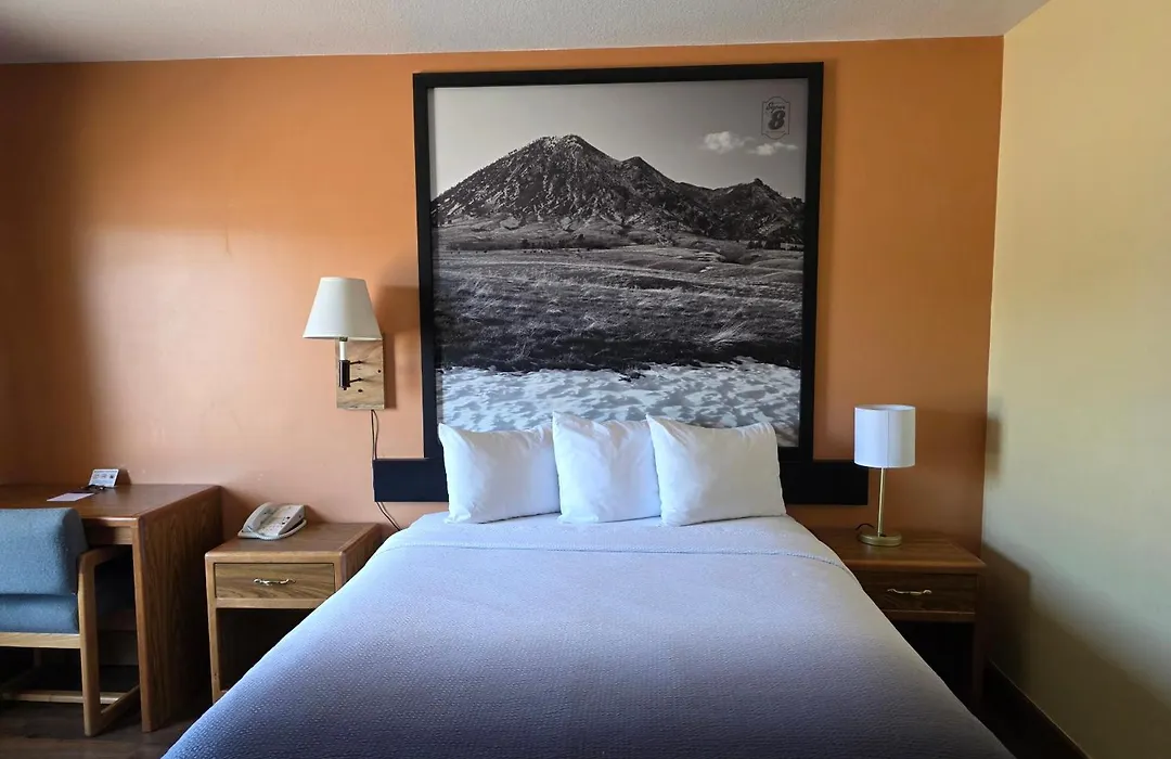 Super 8 By Wyndham Rapid City-1