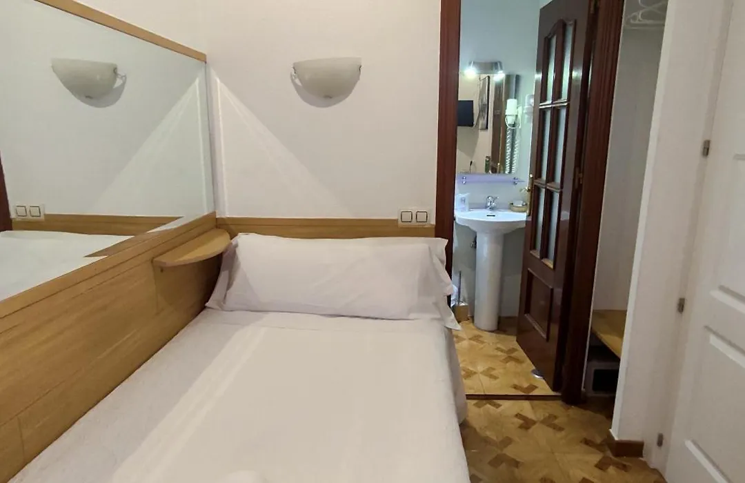 Hostal Aliste-1