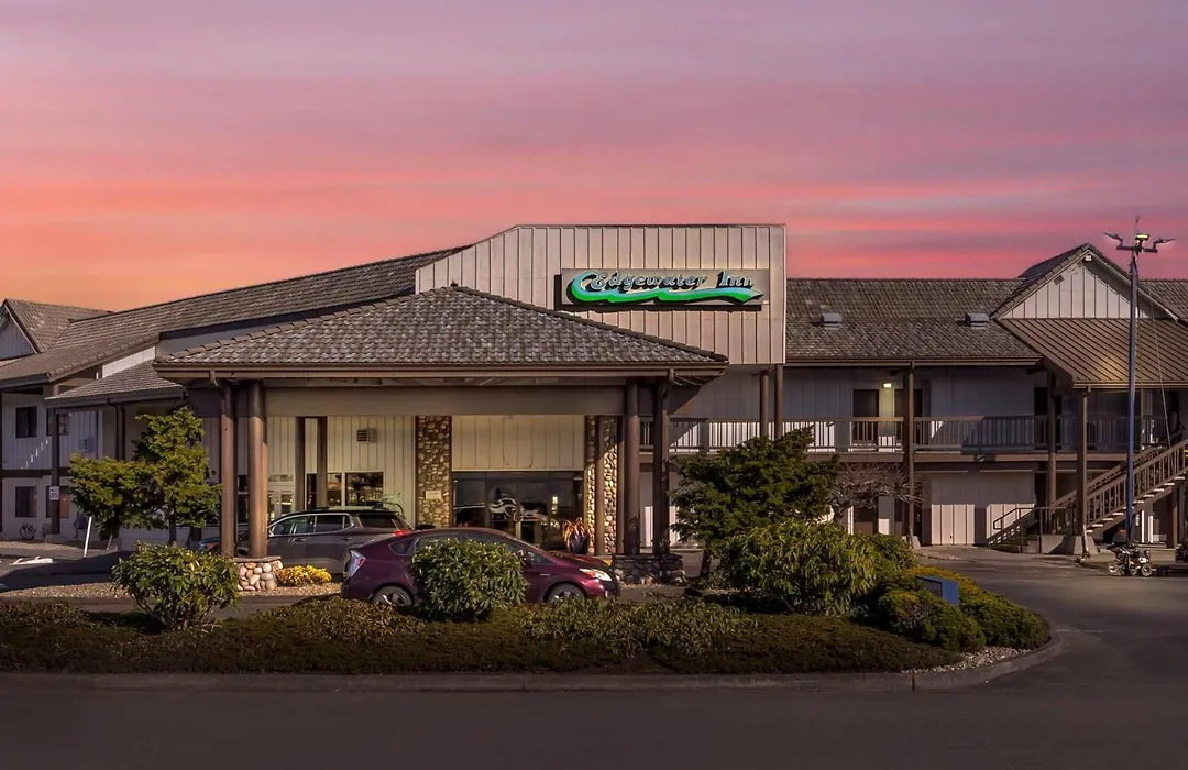 Edgewater Inn And Suites, An Ascend Collection Hotel-1