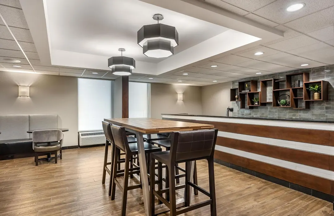 Drury Inn & Suites Springfield Mo-1