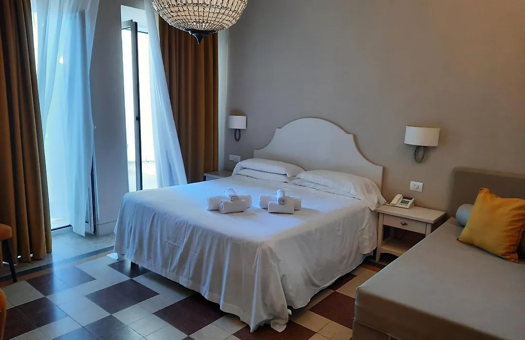 Hotel Eden Alaxi Hotels-1