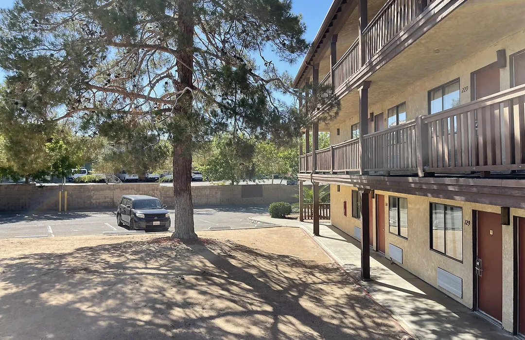 Palms Inn & Suites-1