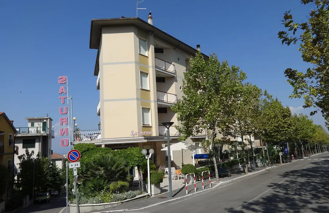 Hotel Saturno-1
