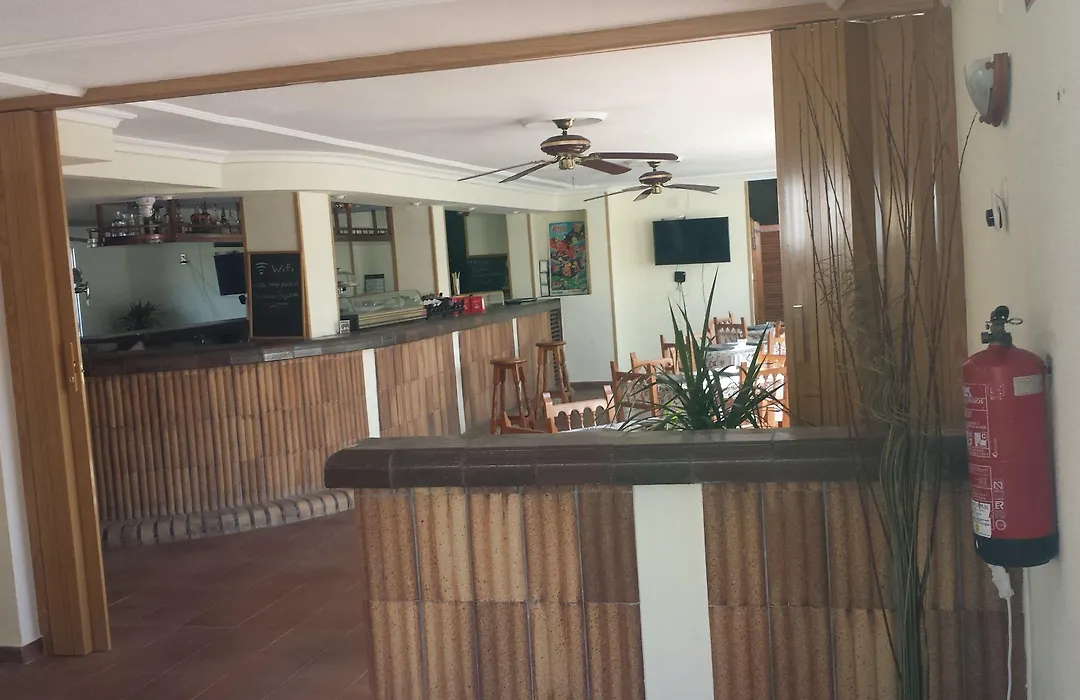 Hostal Bahia Alicante-1